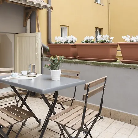 Campo De' Fiori Central Flat Rome Exterior photo